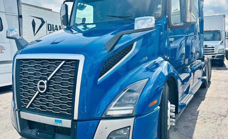 2019 VOLVO VNL 760